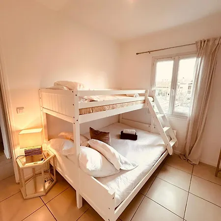 Grand appartement 3 chambres, 7 à 9 personnes, a 300M de la plage Apartamento Sainte-Maxime