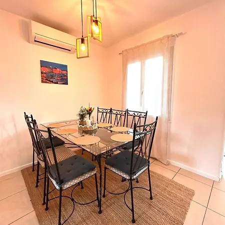 Grand appartement 3 chambres, 7 à 9 personnes, a 300M de la plage Sainte-Maxime