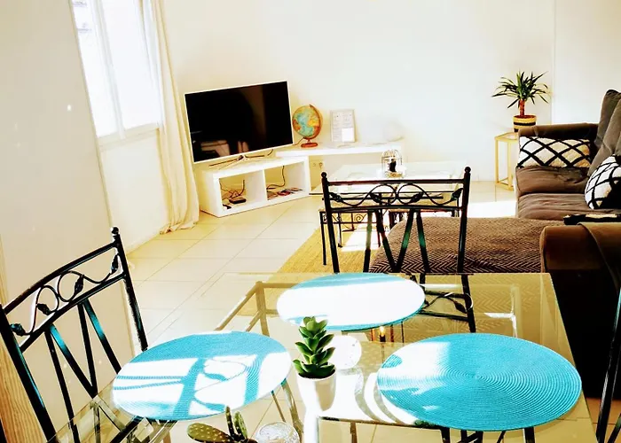 Grand 3 A 300m De La